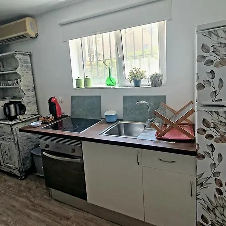 Coqueto Piso Con Billar En Costa דירה
