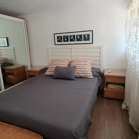 Coqueto Piso Con Billar En Costa דירה בנאלמדנה